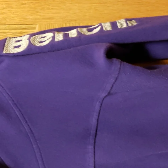 Bench Hoodie - Picture 4 of 4